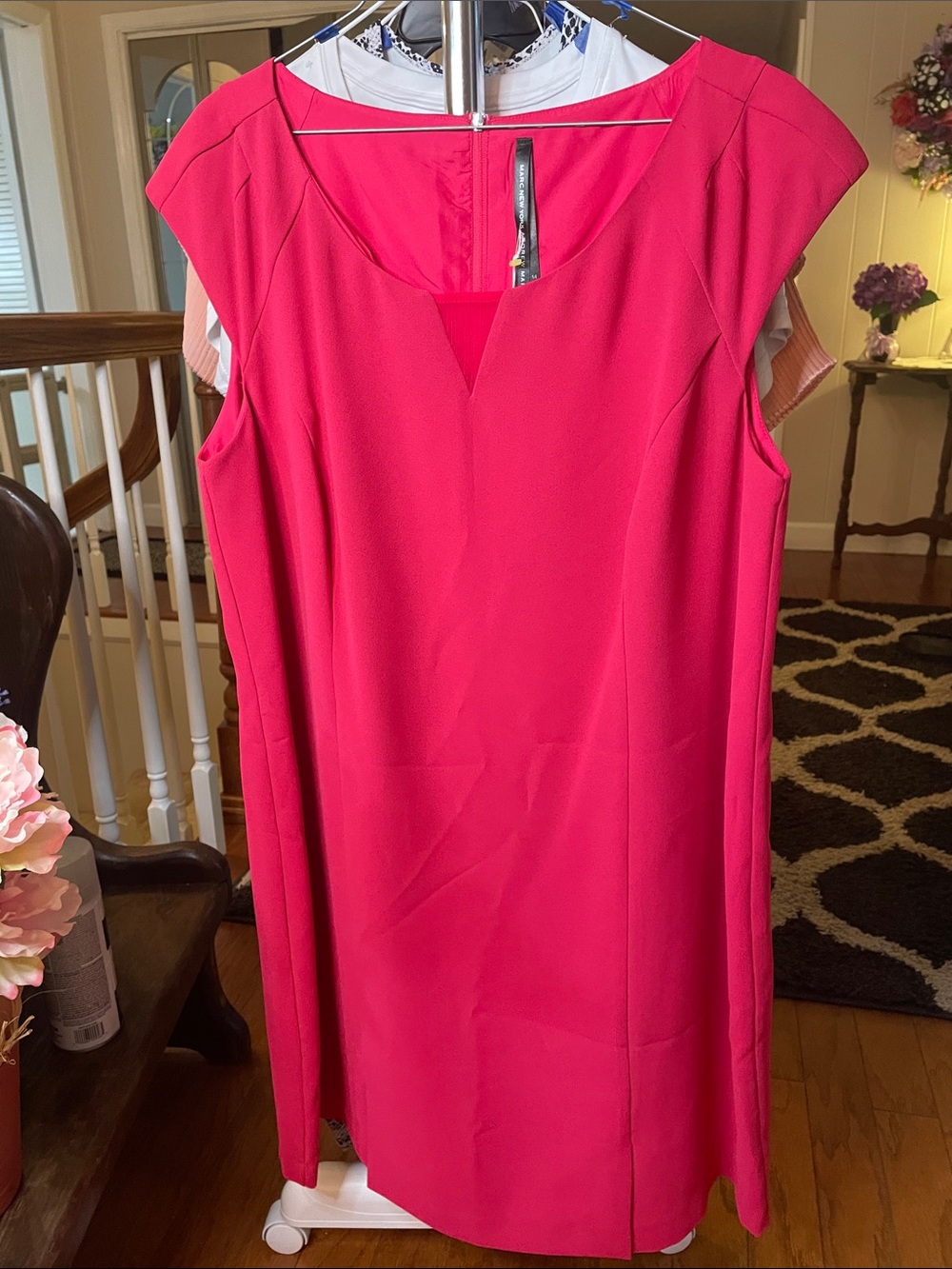 EUC Marc NY Fuchsia Cap-Sleeve Midi Sheath Dress